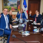 Peticion Publica al Senado de la República, al Ministerio de Medio Ambiente y a la Alcaldía de Santiago para aprobar el proyecto de ley que declara a Santiago provincia ecoturística y garantiza un desarrollo sostenible.