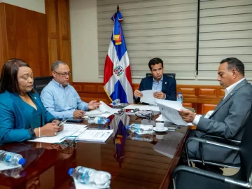 Petición Pública al Senado de la República y la Cámara de Diputados: ¡Aprueben la ley integral que garantiza y protege los derechos de la diáspora dominicana!