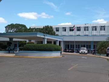 Petición Pública al Ministerio de Salud Pública, Servicio Nacional de Salud y Policía Nacional: Exigimos seguridad inmediata en el hospital Dr. Jaime Oliver Pino de San Pedro de Macorís.
