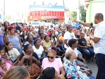 Peticion Publica al Ayuntamiento Municipal de Boca Chica y al Ministerio de la Mujer: Implementar programas permanentes de asistencia social para las madres de Andrés, Boca Chica.
