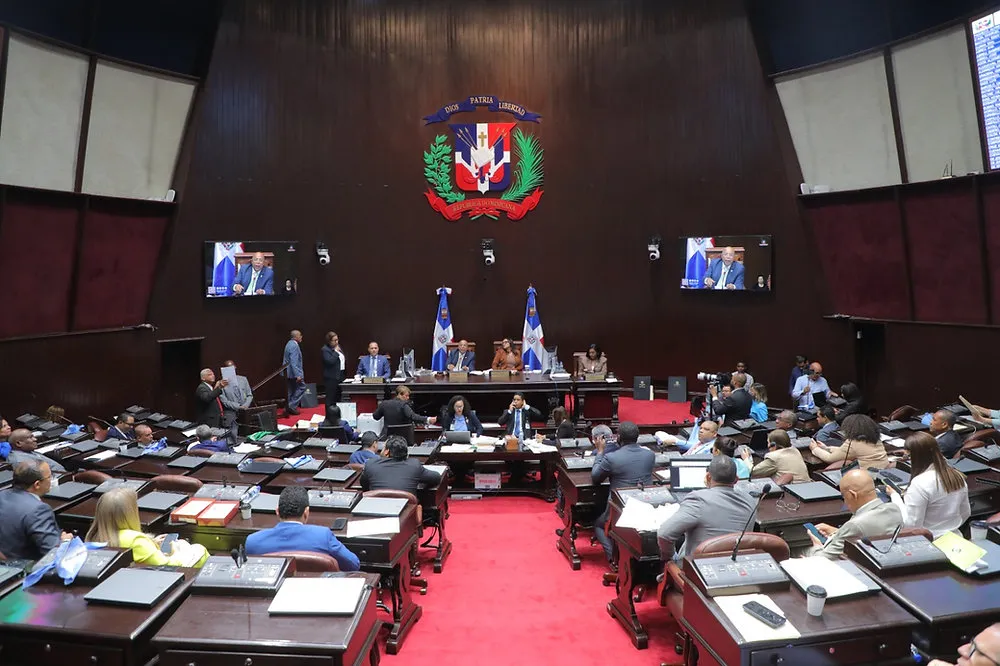Peticion Publica al Congreso Nacional, Ministerio de Trabajo y Poder Ejecutivo: Exigimos una reforma al Código de Trabajo que garantice derechos laborales justos, transparentes y dignos para todos los dominicanos.