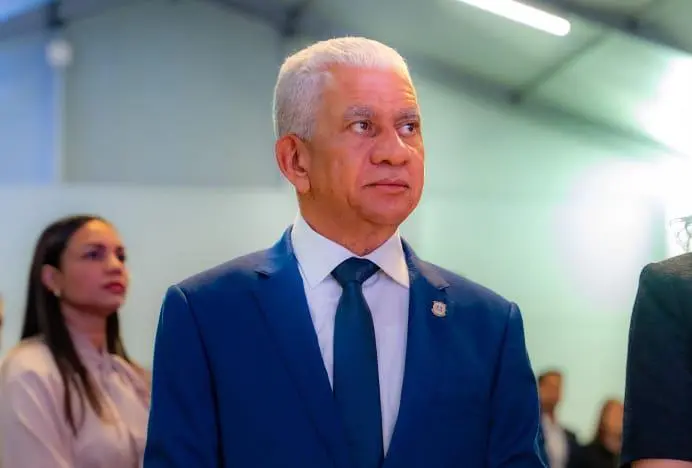 Peticion Publica al MESCyT, INDOTEL, Congreso Nacional y Ministerio de la Juventud para garantizar el uso ético de la inteligencia artificial y la preservación de la dignidad humana en República Dominicana.