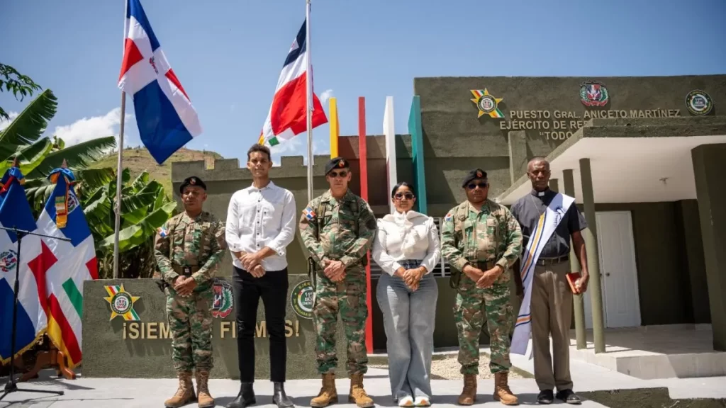 Petición Pública al Ministerio de Defensa, al Ejército de la República Dominicana y a la Presidencia de la República para extender la modernización y el mantenimiento permanente de todos los destacamentos militares del país tras la reinauguración del puesto Aniceto Martínez en Hondo Valle.