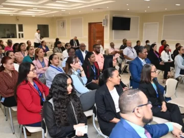 Petición Pública al Ministerio de Educación, al Banco Central de la República Dominicana y a la Superintendencia de Bancos para implementar la educación financiera obligatoria en el sistema educativo nacional y programas de sensibilización ciudadana.