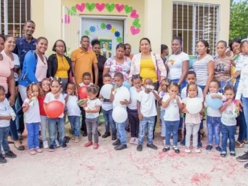 Peticion Publica al Ministerio de Educación y al CONANI para fortalecer y expandir el modelo de educación inicial de la Fundación Central Barahona en la región sur: Impulsan desarrollo de la niñez en el sur – PeticionRD.