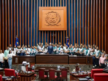 Peticion Publica al Ministerio de Educación y a la dirección del Centro Educativo Fernando Arturo de Meriño para institucionalizar y expandir los programas de formación cívica y visitas al Senado en la provincia Sánchez Ramírez.