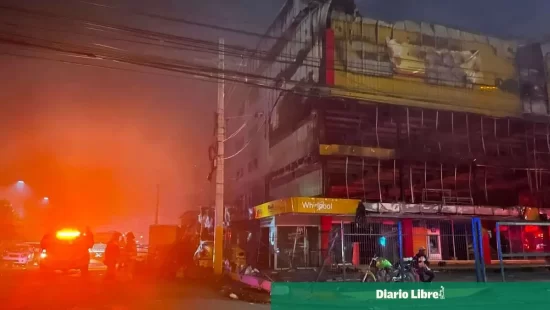 Peticion Publica al Ministerio de Interior y Policía, Cuerpo de Bomberos del Distrito Nacional y Santo Domingo, y Ministerio de Industria, Comercio y Mipymes: Auditoría rigurosa y protocolos de seguridad obligatorios tras los incendios en L&R Comercial.