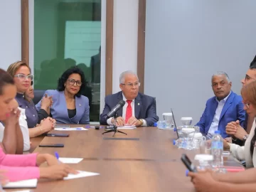 Peticion Publica al Ministerio de Salud Pública, la Cámara de Diputados y el Ministerio de Educación para priorizar la vacunación escolar contra el VPH y garantizar la protección de nuestra juventud dominicana.