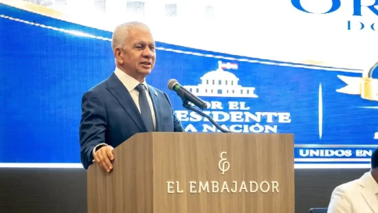 Peticion Publica al Senado de la República Dominicana, Ministerio de Interior y Policía, Dirección General de Migración y Consejo Nacional de Drogas: Exigimos transparencia en el acuerdo migratorio con EE. UU. y medidas urgentes y coordinadas contra la crisis de drogas sintéticas que afecta a nuestra juventud.