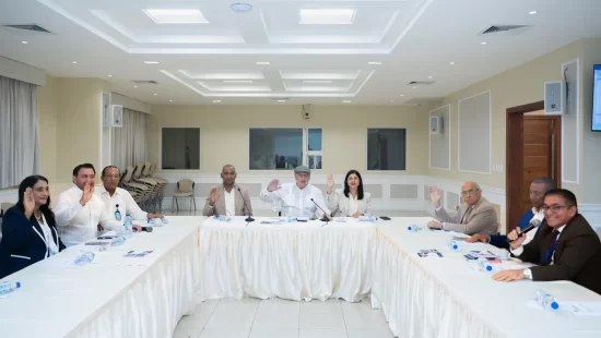 Petición Pública al Senado de la República Dominicana y a la Junta Central Electoral para priorizar y aprobar la reforma que garantiza la integridad y transparencia en los partidos políticos.