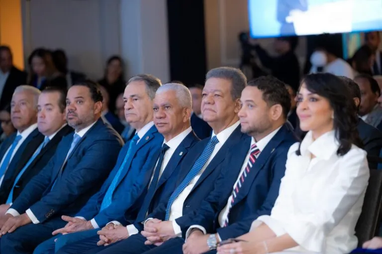 Peticion Publica al Senado de la República, al Ministerio de la Presidencia y al Centro de Pensamiento Estratégico Dominicano para que las conclusiones del 1er Congreso Internacional de Geopolítica se traduzcan en políticas públicas de desarrollo nacional.