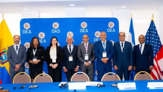 Peticion Publica al Congreso Nacional, la DNCD, el CND y el Ministerio de Salud Pública para actualizar urgentemente el marco legal y fortalecer la lucha contra el avance de las drogas sintéticas en la República Dominicana.