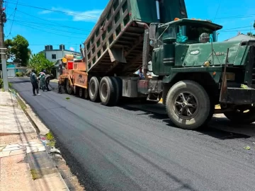 Petición Pública al Ayuntamiento de Puerto Plata y al Ministerio de Obras Públicas: Exigimos un cronograma transparente y equitativo para el asfaltado de todos los sectores olvidados de nuestro municipio.