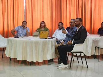 Peticion Publica al Ayuntamiento de El Seibo, FEDOMU y ASAD: Exigimos auditoría ciudadana y transparencia real para el desarrollo municipal ¡Tu voz cuenta! Únete a la transformación de El Seibo: capacítate y toma el control del desarrollo de tu comunidad – PeticionRD.