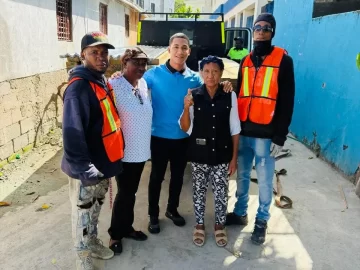 Peticion Publica al Ministerio de Vivienda y Edificaciones (MIVED) y a la Alcaldía de San Pedro de Macorís para la expansión permanente de los programas de reparación de viviendas en toda la provincia.