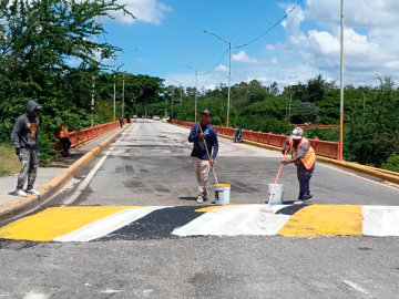 Peticion Publica al Ministerio de Obras Públicas, DIGESETT y la Alcaldía de San Juan de la Maguana: exigimos la expansión y mejora continua de la seguridad vial en zonas críticas tras el éxito de los reductores en la Av. Circunvalación – PeticionRD.